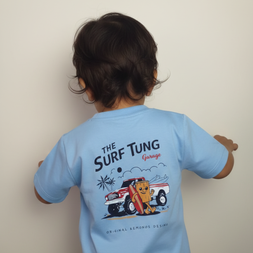 Modela "Tung Surf"