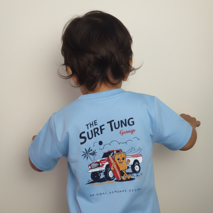 Modela "Tung Surf"