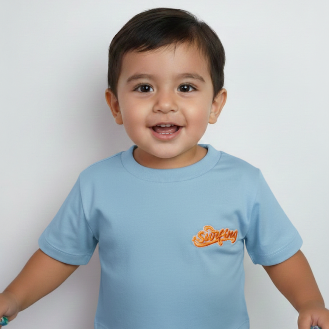 Modela "Tung Surf"