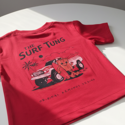 Modela "Tung Surf"