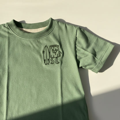 Modelo "Tung Sahur Surf"
