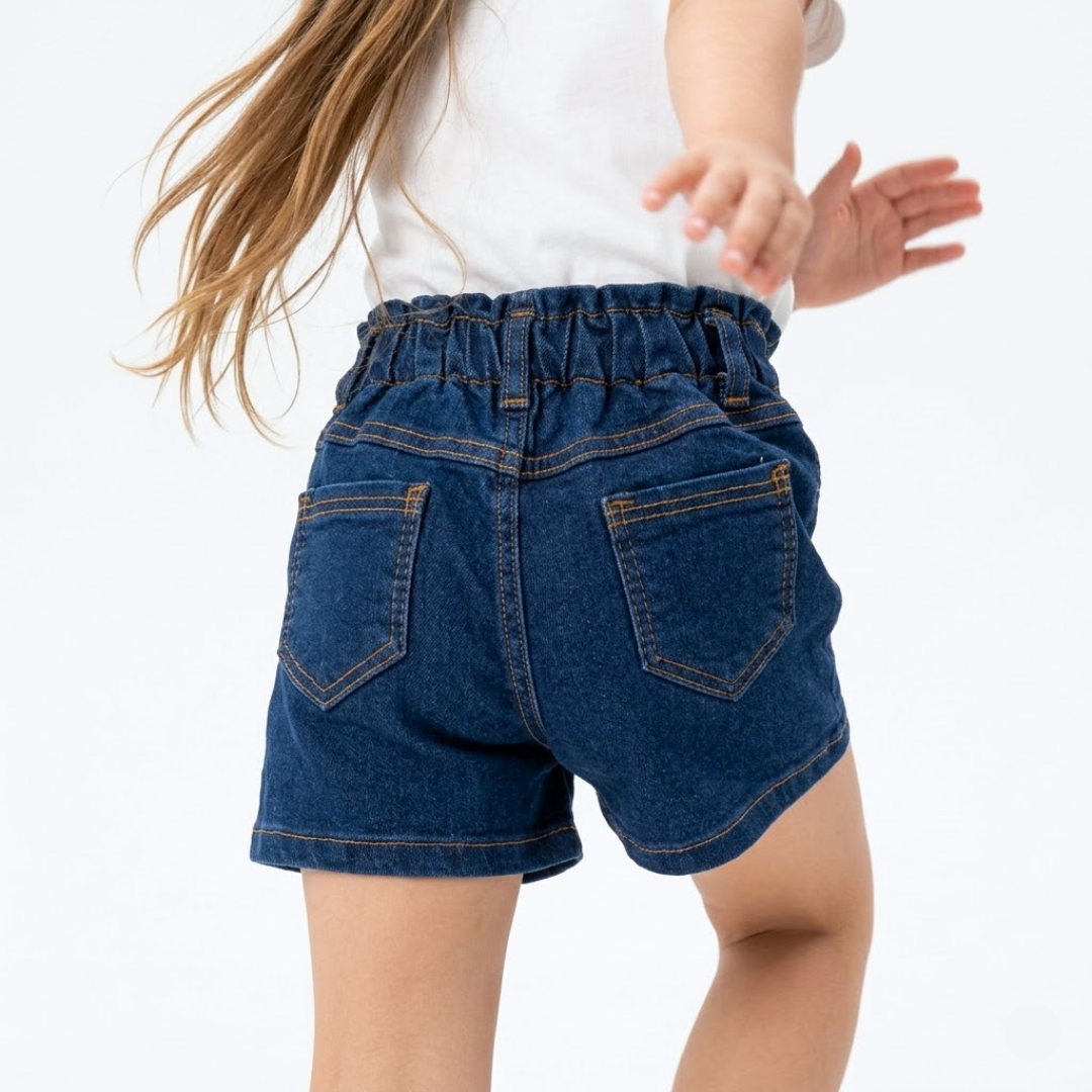 Modelo short  "Moños"